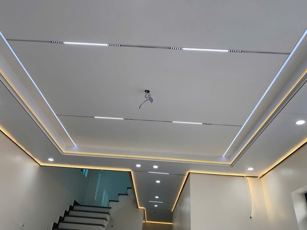 Trần Nhôm Tấm Tổ Ong Âu Việt